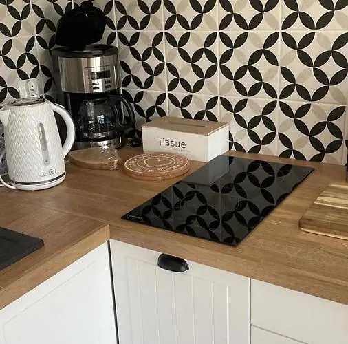 アパート Lesny Zakatek ヤロスワビエツ