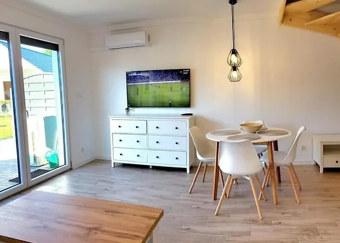 Lesny Zakatek アパート ヤロスワビエツ