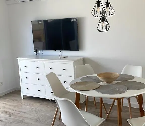 Lesny Zakatek アパート ヤロスワビエツ